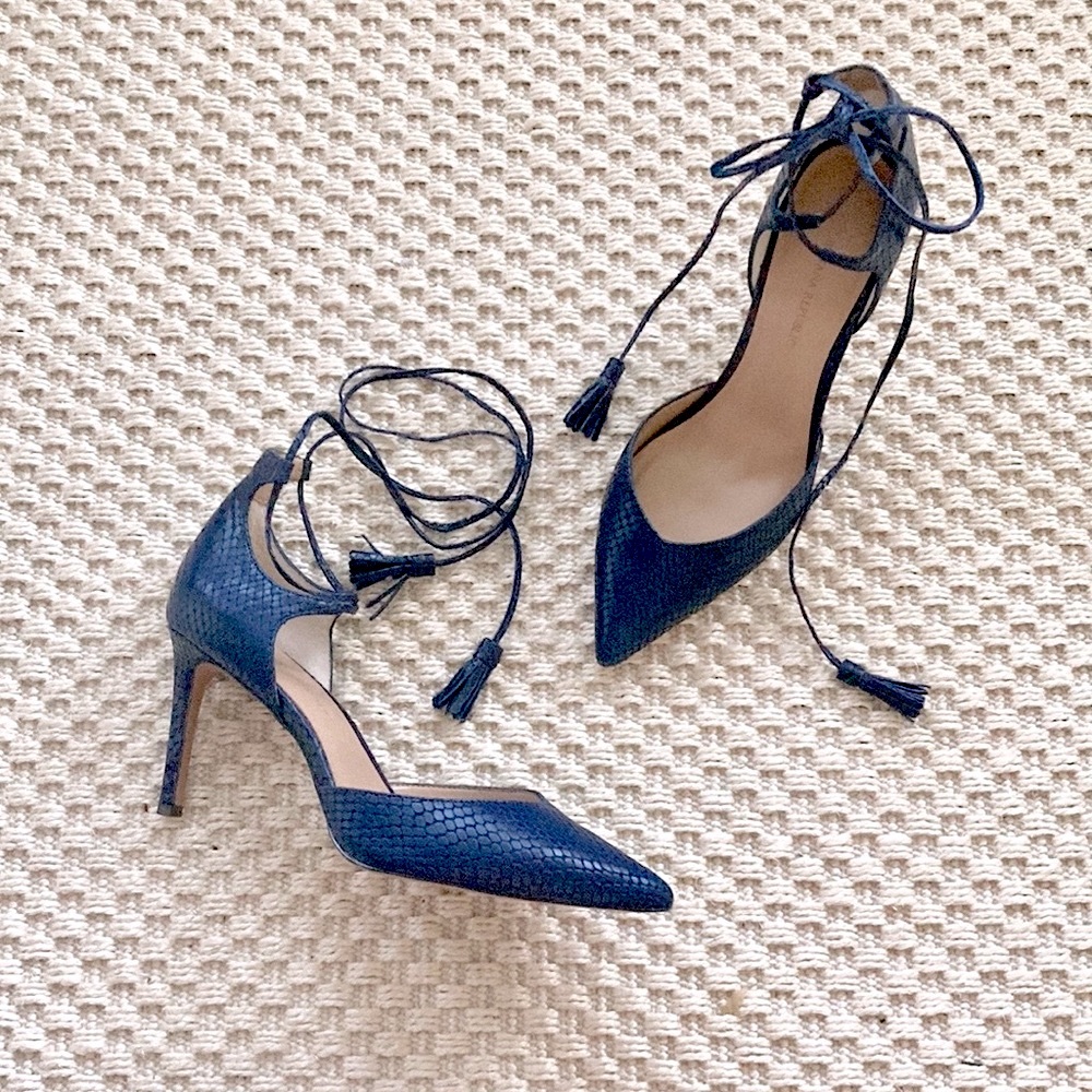 MOVING SALE!! BANANA REPUBLIC Ankle Wrap Tassel Snake Embossed Navy Heels, 7.5